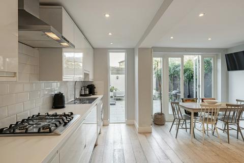 4 bedroom house for sale, Silvester Road, London, SE22