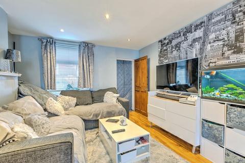 2 bedroom terraced house for sale, Althorp Road, Northampton