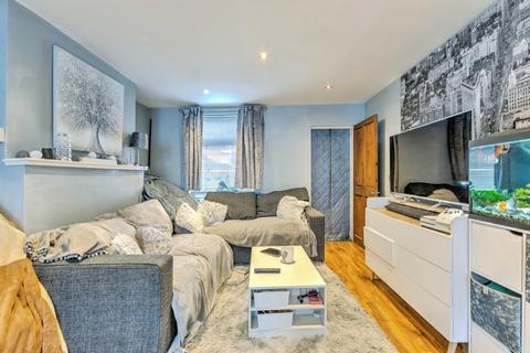 2 bedroom terraced house for sale, Althorp Road, Northampton