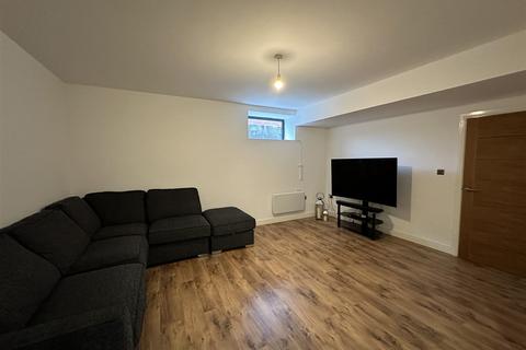 undefined, 2 Lee Street, Stockpot