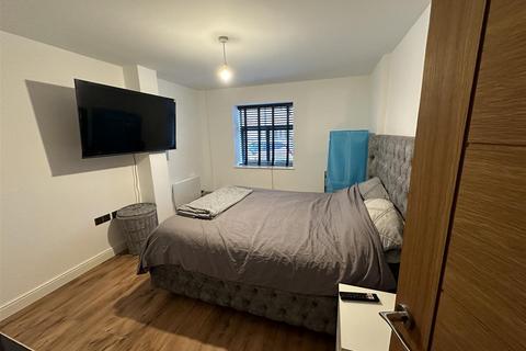 undefined, 2 Lee Street, Stockpot