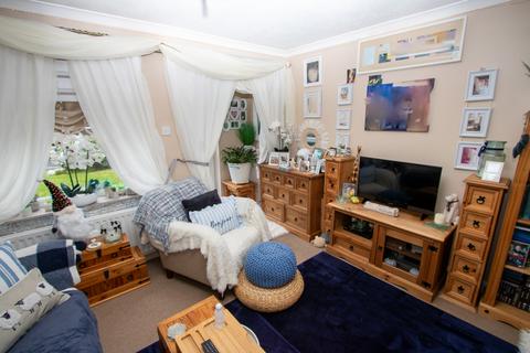 2 bedroom semi-detached house for sale, Tudor Close, Winsford CW7