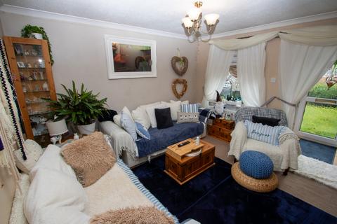 2 bedroom semi-detached house for sale, Tudor Close, Winsford CW7