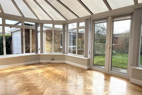 3 bedroom detached bungalow for sale, Birchwood Close, Lytham