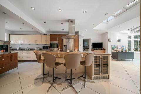 undefined, Broad Highway, Cobham, KT11
