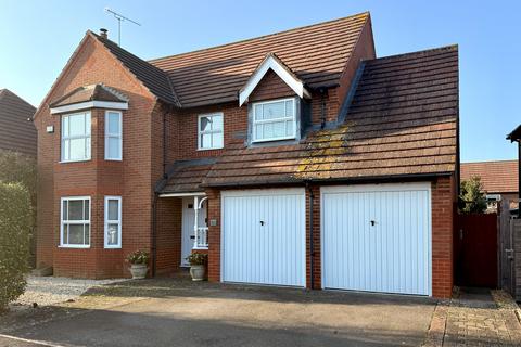 4 bedroom detached house for sale, Hawthorn Way, Shipston-on-Stour CV36