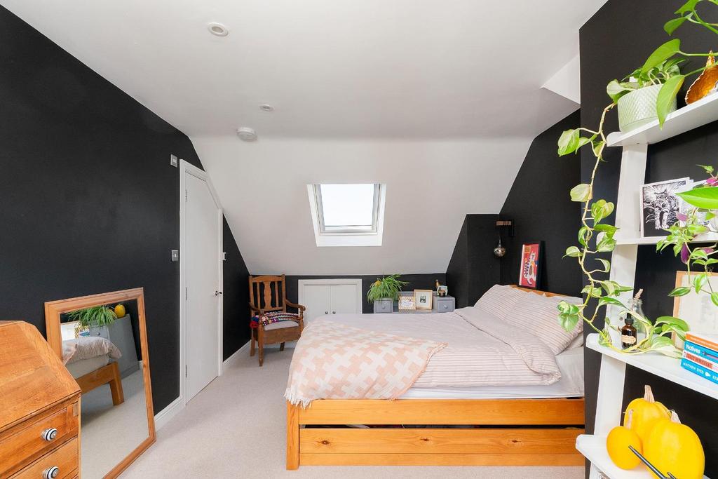 6 N0 RSA - Bedroom I.jpg