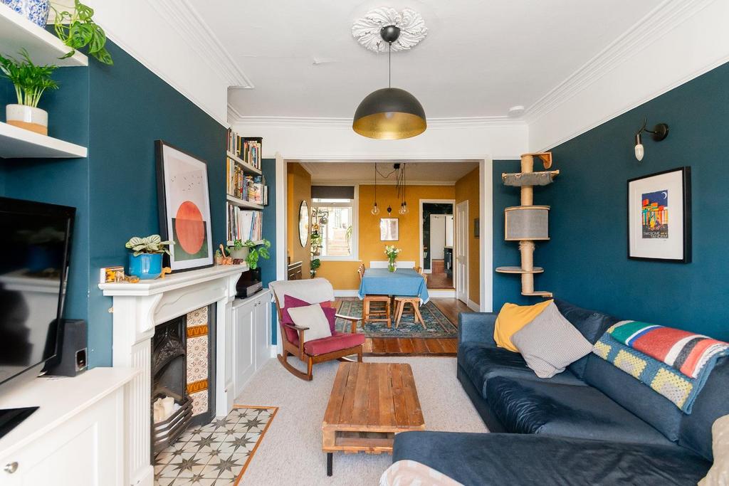 6 N0 RSA - Living Room B.jpg