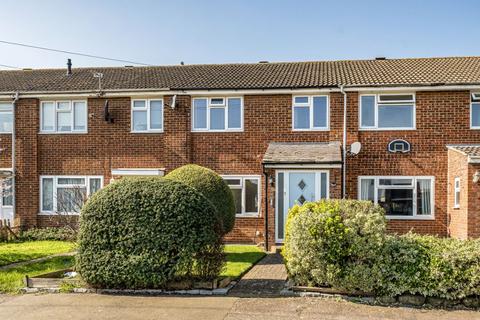 3 bedroom terraced house for sale, Mepham Road, Bedford