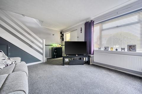 3 bedroom terraced house for sale, Mepham Road, Bedford