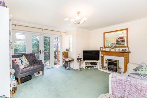 undefined, Wavendon Fields, Wavendon, Milton Keynes, MK17