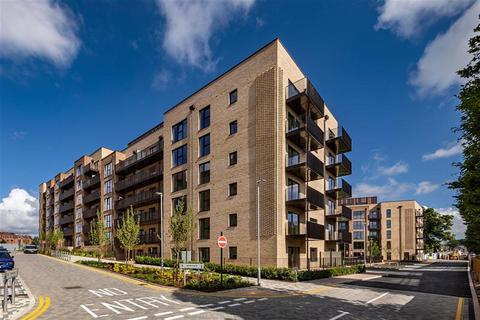 2 bedroom apartment to rent, 32 Hornchurch Road, Uxbridge UB10