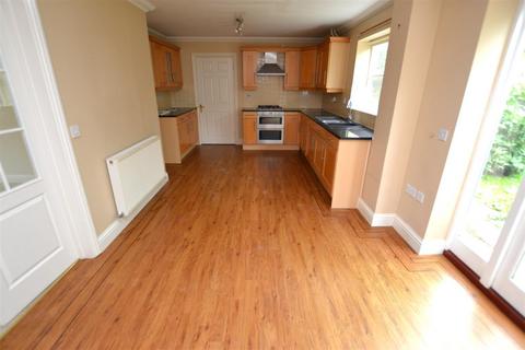 4 bedroom detached house to rent, Neil Avenue, Holt