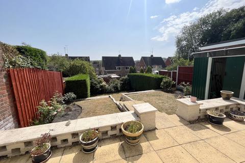 2 bedroom semi-detached house to rent, Langstone Road, Dudley DY1