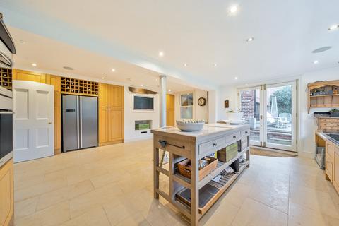 5 bedroom house for sale, Aylesbury End, Beaconsfield, HP9