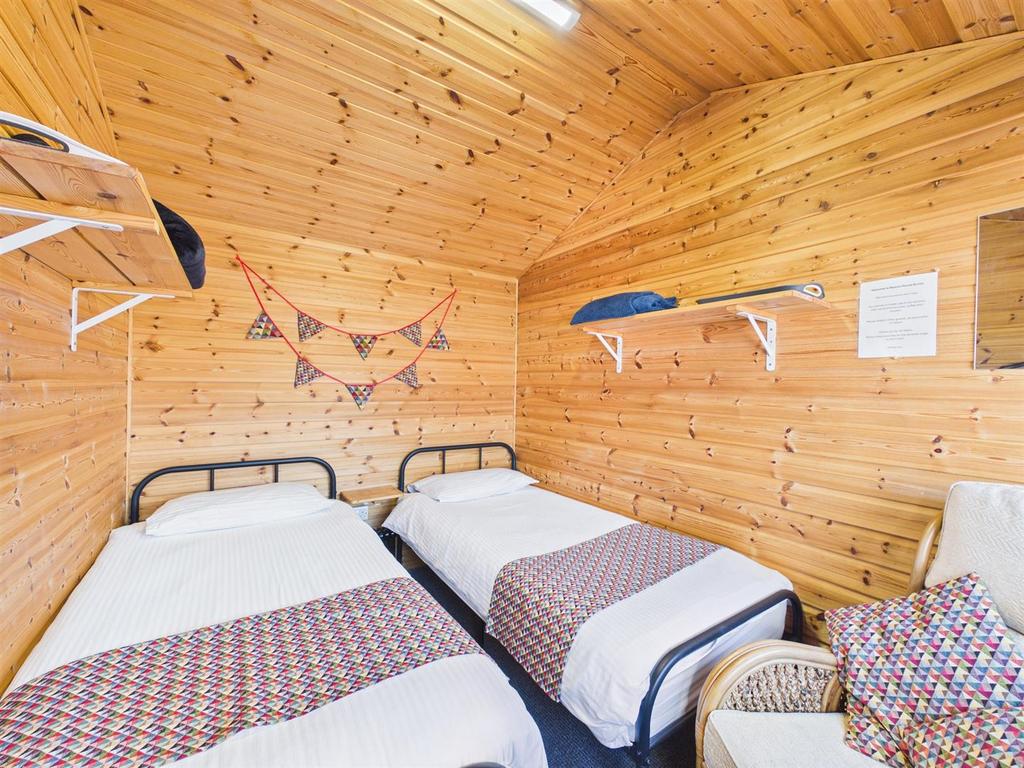 Beacon House Bunks: Self catering holiday accommod