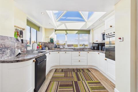 3 bedroom detached house for sale, Crofts Hill, Flamborough