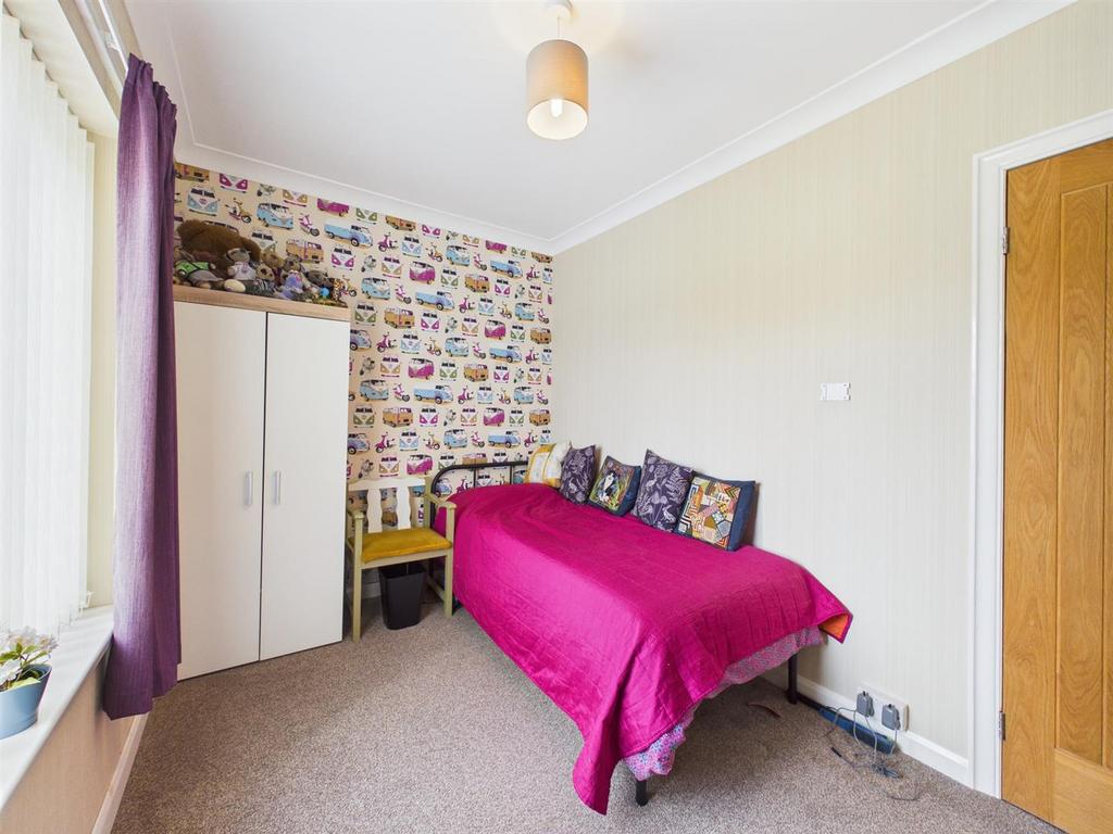 Bedroom: