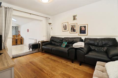 3 bedroom terraced house for sale, Warren Road, Filton, Bristol