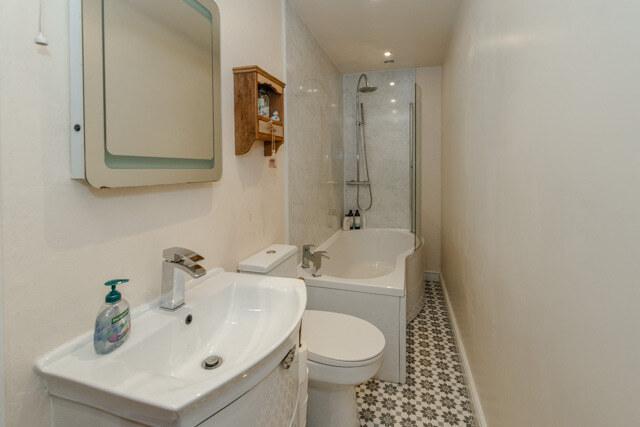 Bathroom 2nd Floor