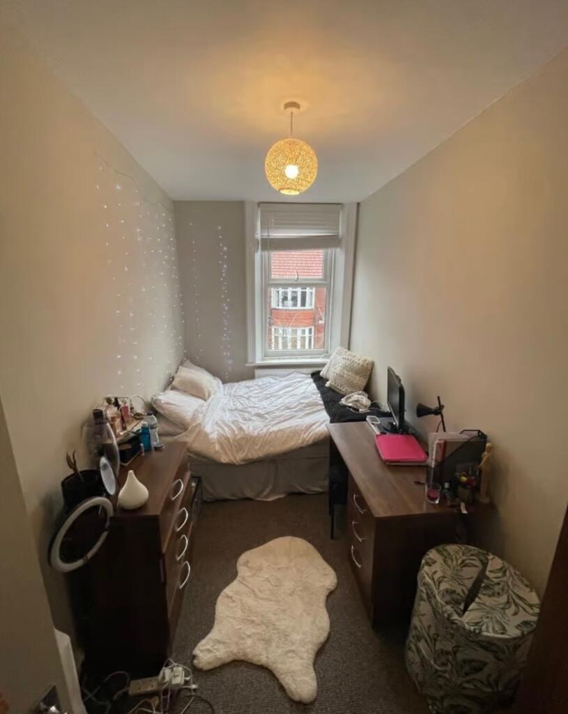 5 bedroom terraced house to rent – pohled 4