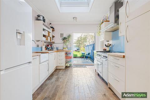 undefined, 100 Squires Lane, London N3