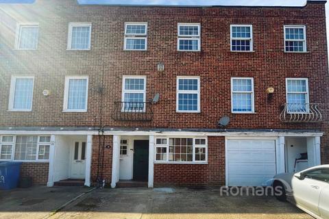 4 bedroom terraced house for sale, Wayside Mews, Maidenhead