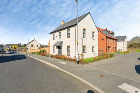 4 bedroom detached house for sale, Charnian Way, Loughborough, LE12