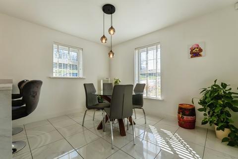 4 bedroom detached house for sale, Charnian Way, Loughborough, LE12