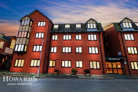 undefined, St Peters Plain, Great Yarmouth