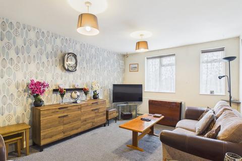 undefined, Elizabeth Avenue, Staines-upon-Thames, Surrey, TW18