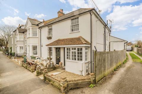2 bedroom semi-detached house for sale, French Street, Sunbury-On-Thames TW16