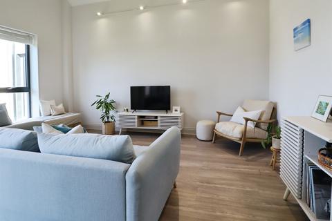 1 bedroom flat for sale, Rest Bay, PORTHCAWL