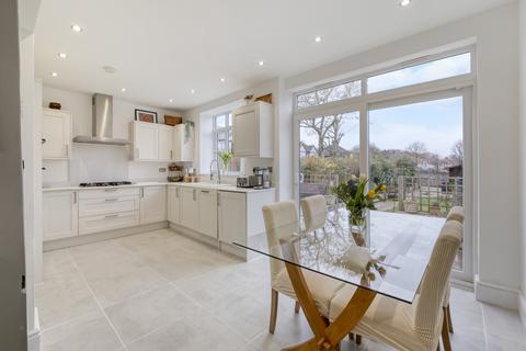 undefined, Newbolt Avenue, Sutton SM3