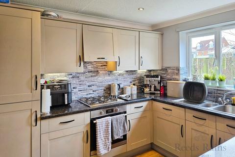4 bedroom detached house for sale, Ovington Close, Consett DH8