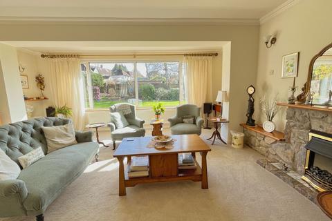 4 bedroom detached house for sale, 12 Pwll-y-Myn Crescent, Peterston-Super-Ely - CF5 6LR