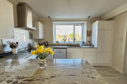 4 bedroom detached house for sale, 12 Pwll-y-Myn Crescent, Peterston-Super-Ely - CF5 6LR