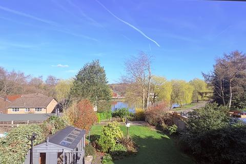 3 bedroom house to rent, Manchester Road, Bury, BL9