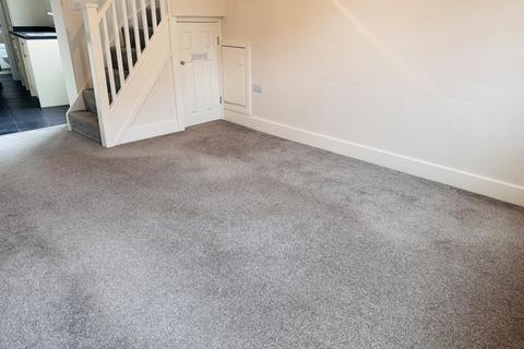 2 bedroom property to rent, Claygate, Peterborough, PE7