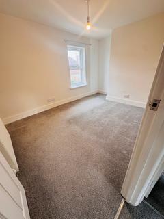 2 bedroom property to rent, Claygate, Peterborough, PE7
