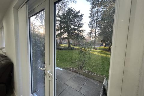 2 bedroom flat to rent, Keresley Close, SOLIHULL, B91