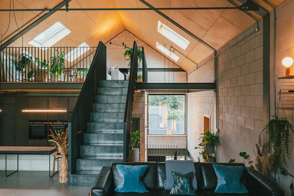 Living/Dining Room