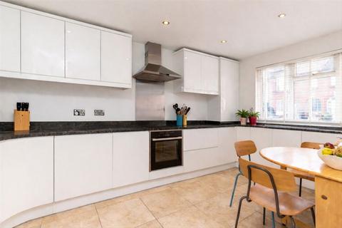 3 bedroom house for sale, All Saints Road, London SW19