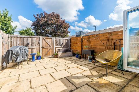 3 bedroom house for sale, All Saints Road, London SW19