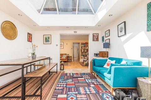 3 bedroom house for sale, All Saints Road, London SW19