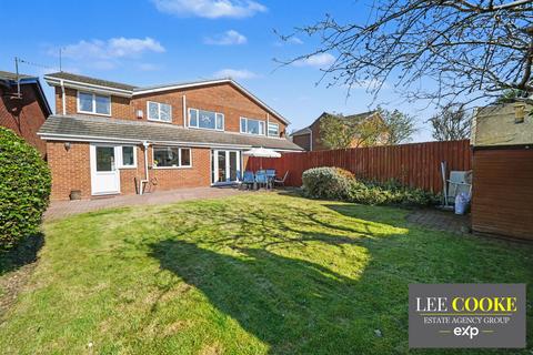 undefined, Kempton Drive, Walsall WS6