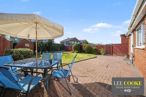 undefined, Kempton Drive, Walsall WS6