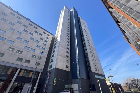 Apartment 1001 Beetham Tower, 111 Old Hall Street, Liverpool, Merseyside, L3 9BE