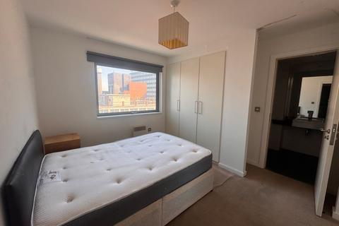 2 bedroom apartment for sale, Apartment 1001 Beetham Tower, 111 Old Hall Street, Liverpool, Merseyside, L3 9BE