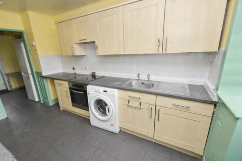 3 bedroom townhouse for sale, Heights Way, Leeds, West Yorkshire